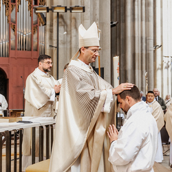 Diakonenweihe 2024 / Erzdiözese Wien/ Schönlaub