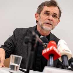 Pressekonferenz zur Ernennung des Erzbischofs