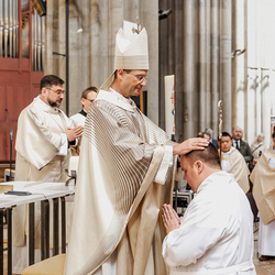 Diakonenweihe 2024 / Erzdiözese Wien/ Schönlaub