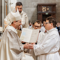 Diakonenweihe 2024 / Erzdiözese Wien/ Schönlaub